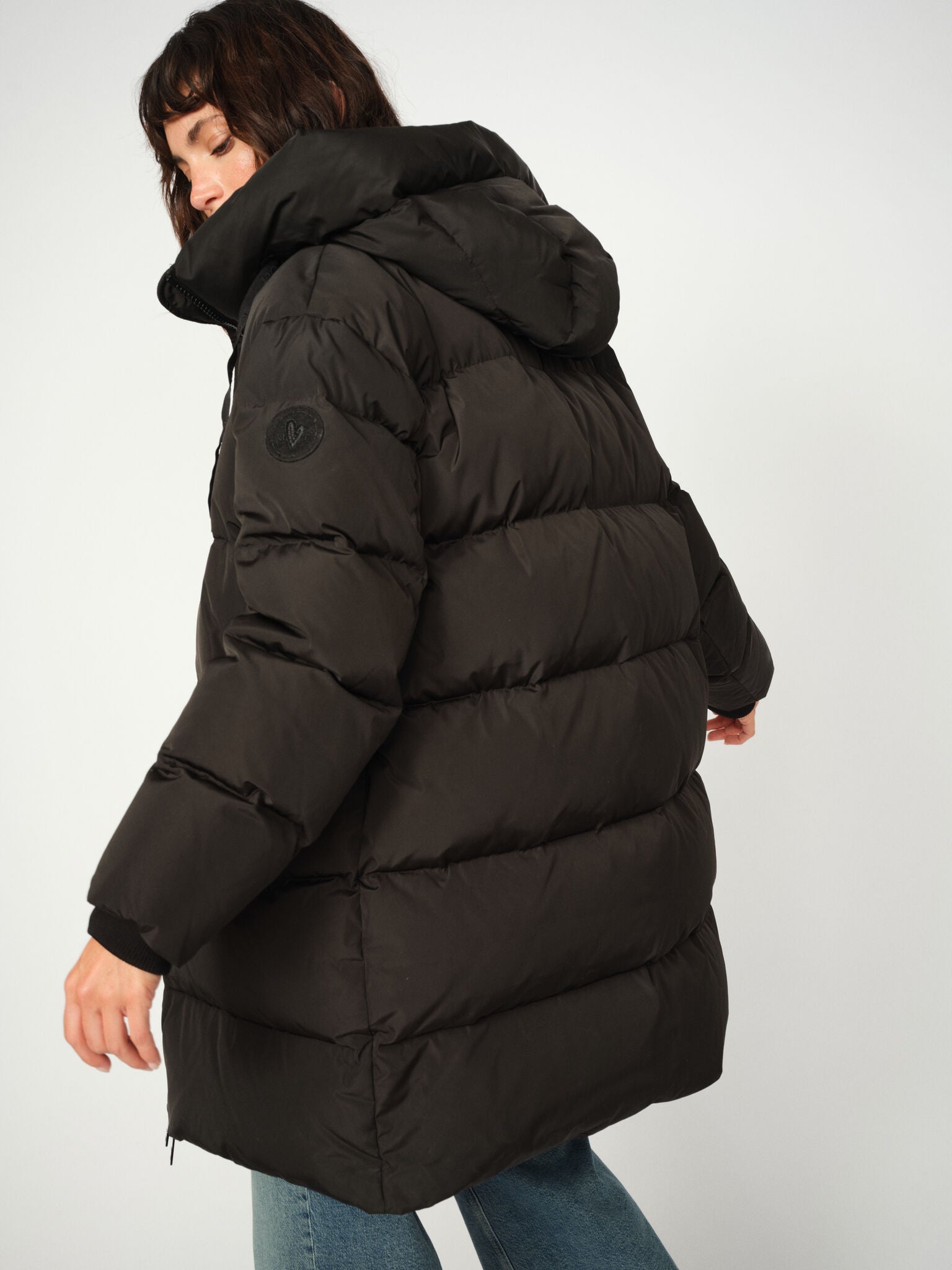 Modelshot / Black / Detail